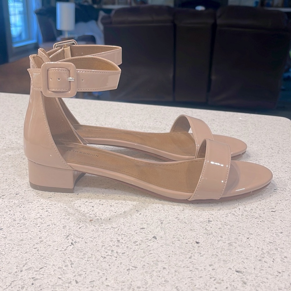 14th and Union Sandals